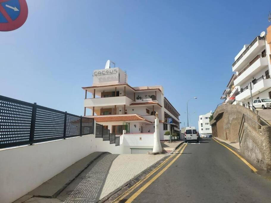 Ferienwohnung Vista Mar Y Piscina Climatizada Arona  Exterior foto